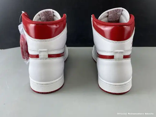 Official Maikesneakers Metallic Red Retro 555088-103 1 Air Jordan (2017) 0516